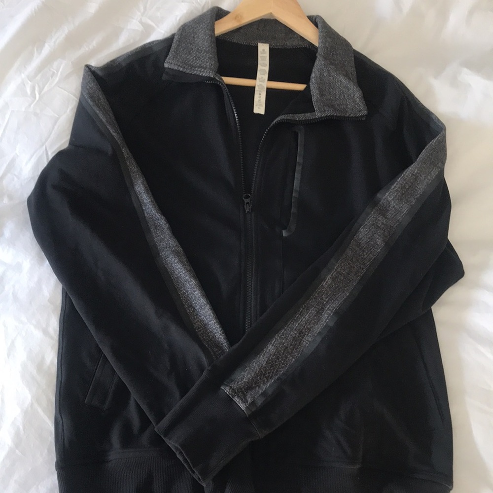 Men’s Lululemon track jacket